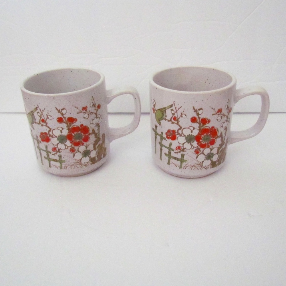 Vintage Set of 2 Otagiri Mugs Speckled Background Colorful Flowers, Pre-Owned